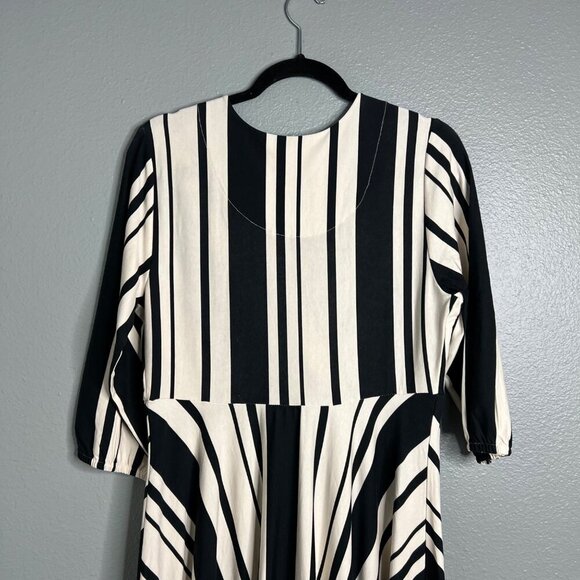 NWOT Soft Surroundings V-Neck Stripe Midi Dress Asymmetrical Hem Puff Sleeve PM - Picture 9 of 10